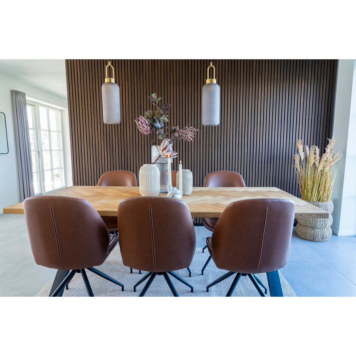 House Nordic, Monte Carlo Snurrbar Matstol PU-läder Vintagebrun med Svarta Ben – set om 2