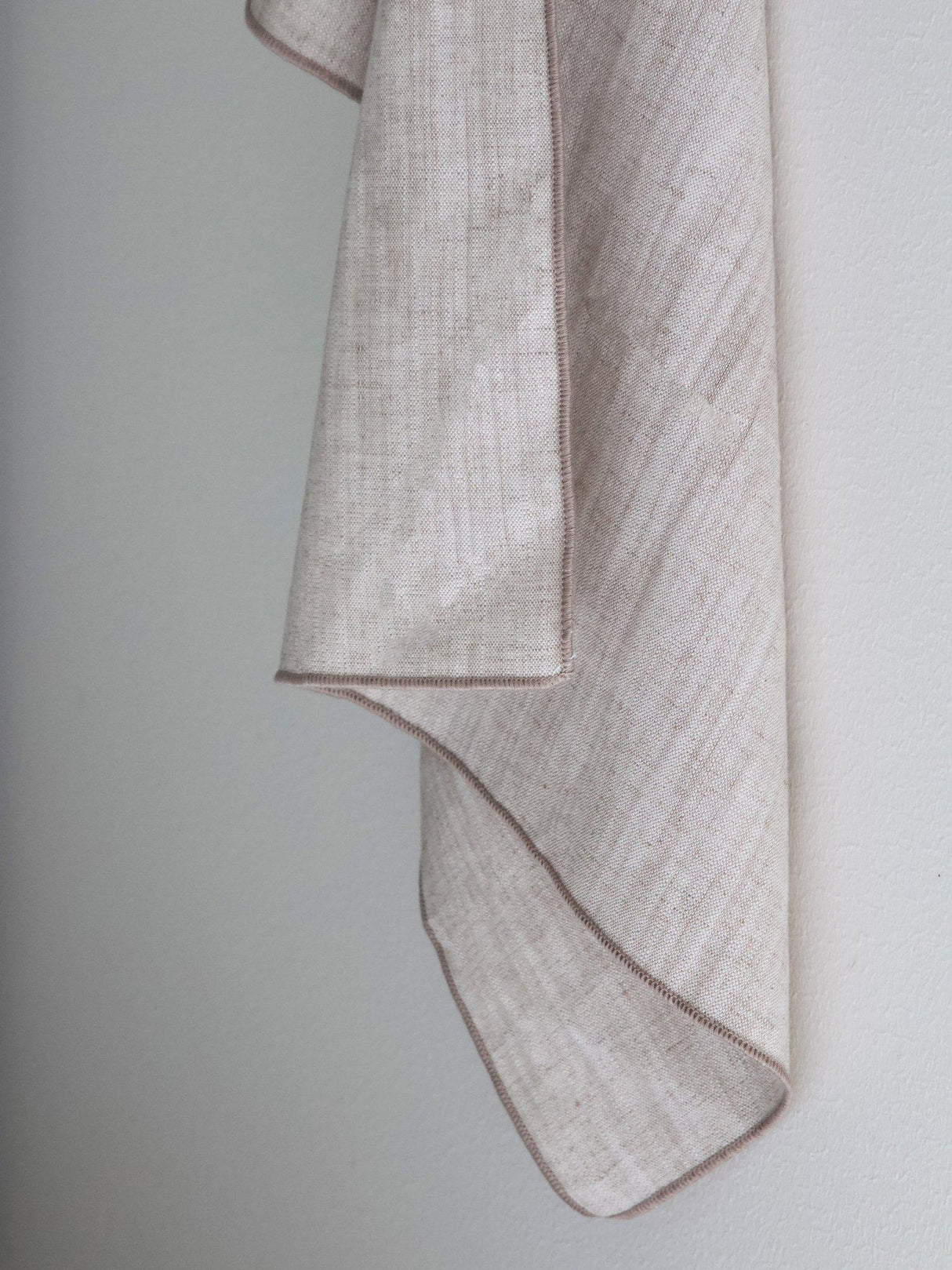 Sabina Kökshandduk Beige 50x70cm
