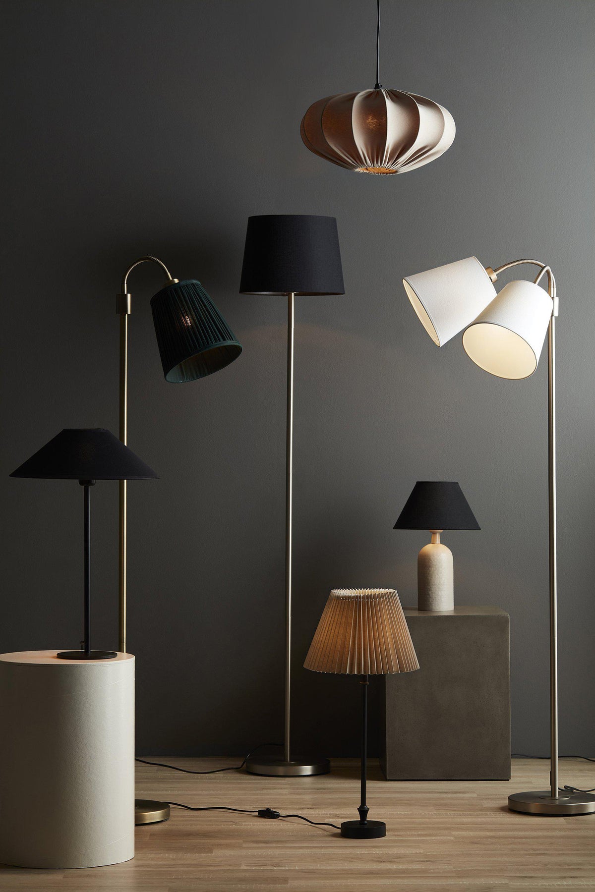Amy Golvfot Flex2 – Krom 150 cm
