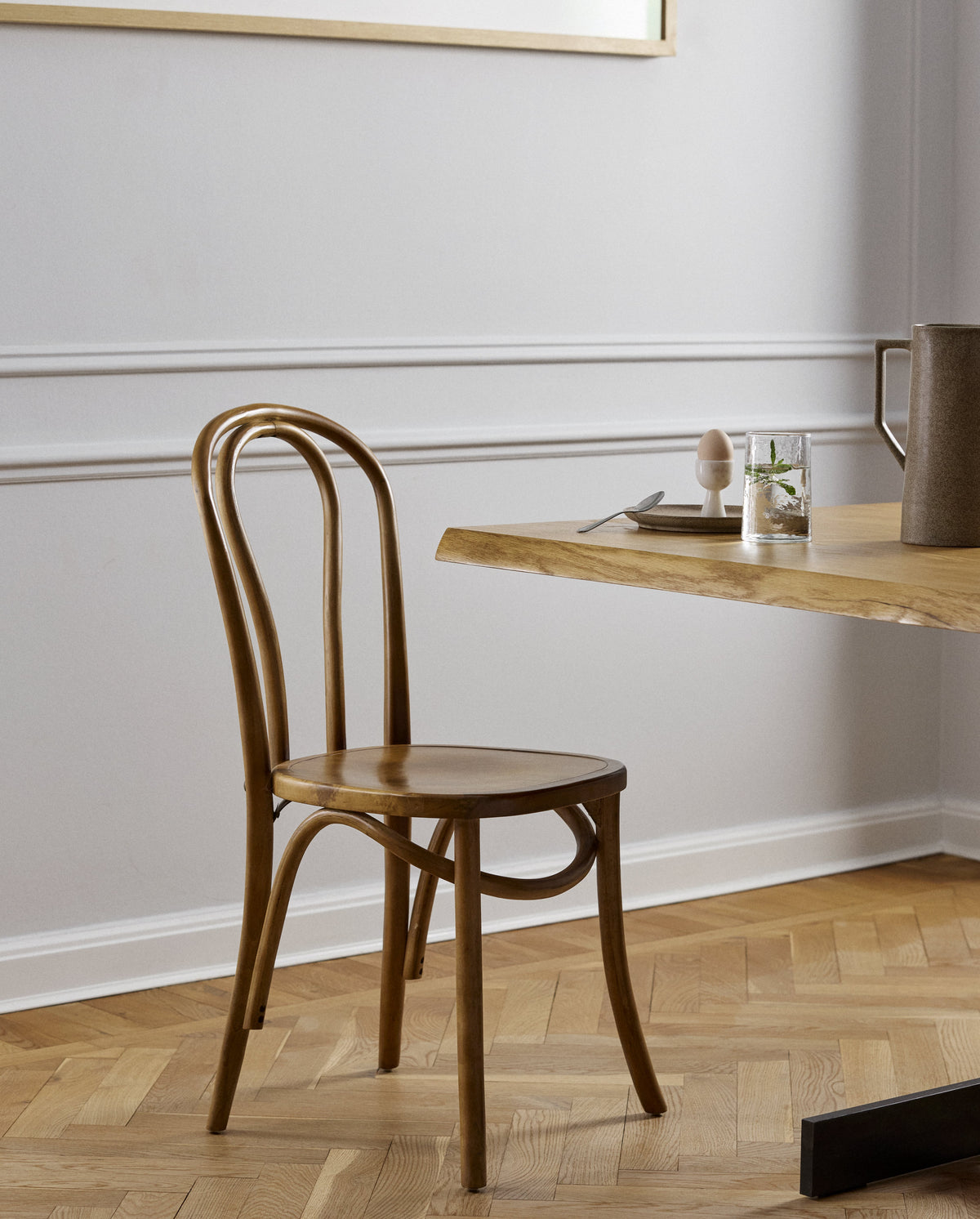 Nordal, BISTRO matstol i trä – brun