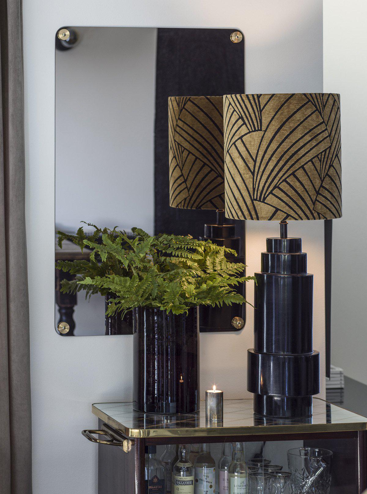 Empire Lampfot – Svart 77 cm