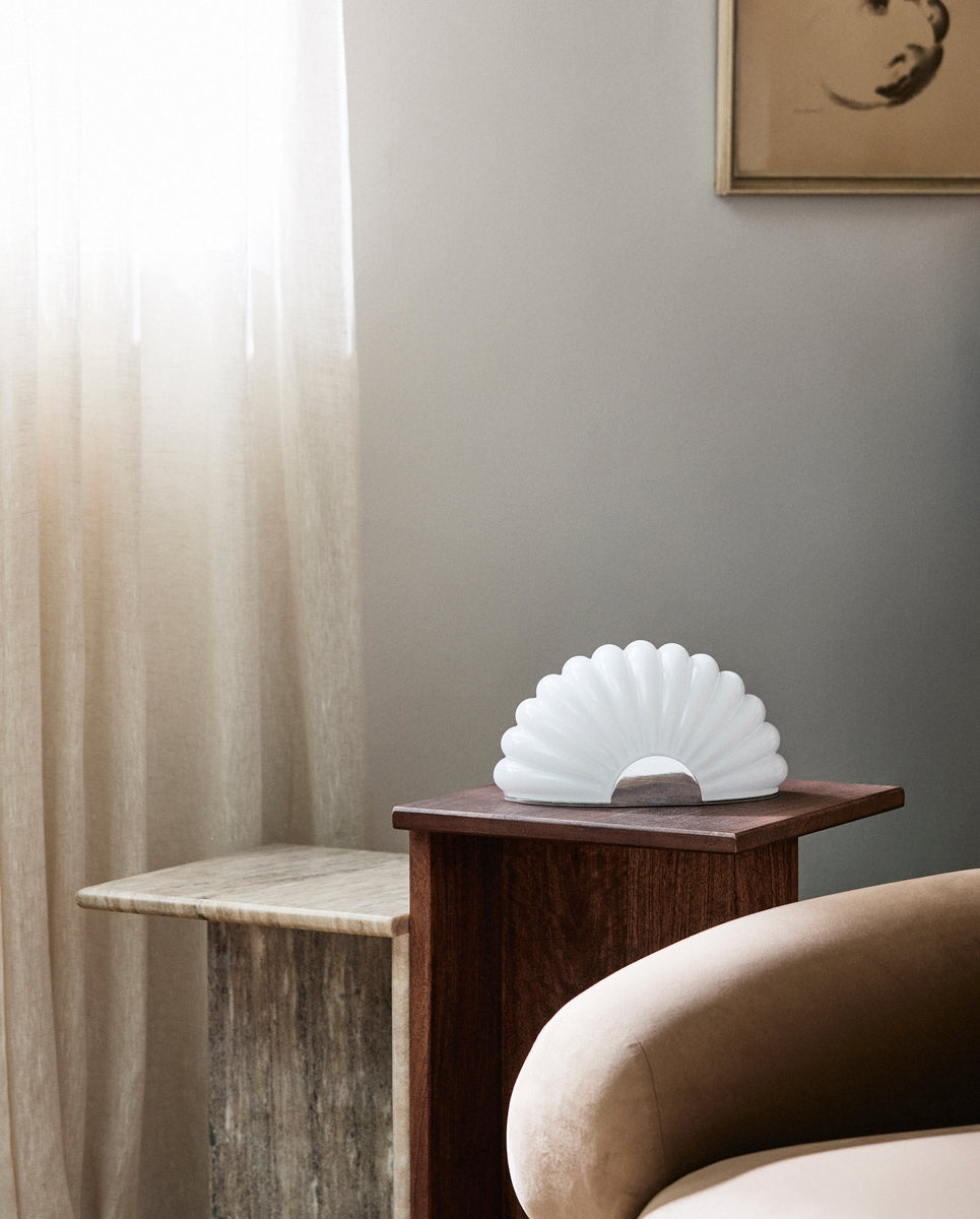 Nordal, CHIA bordslampa – vit/krom
