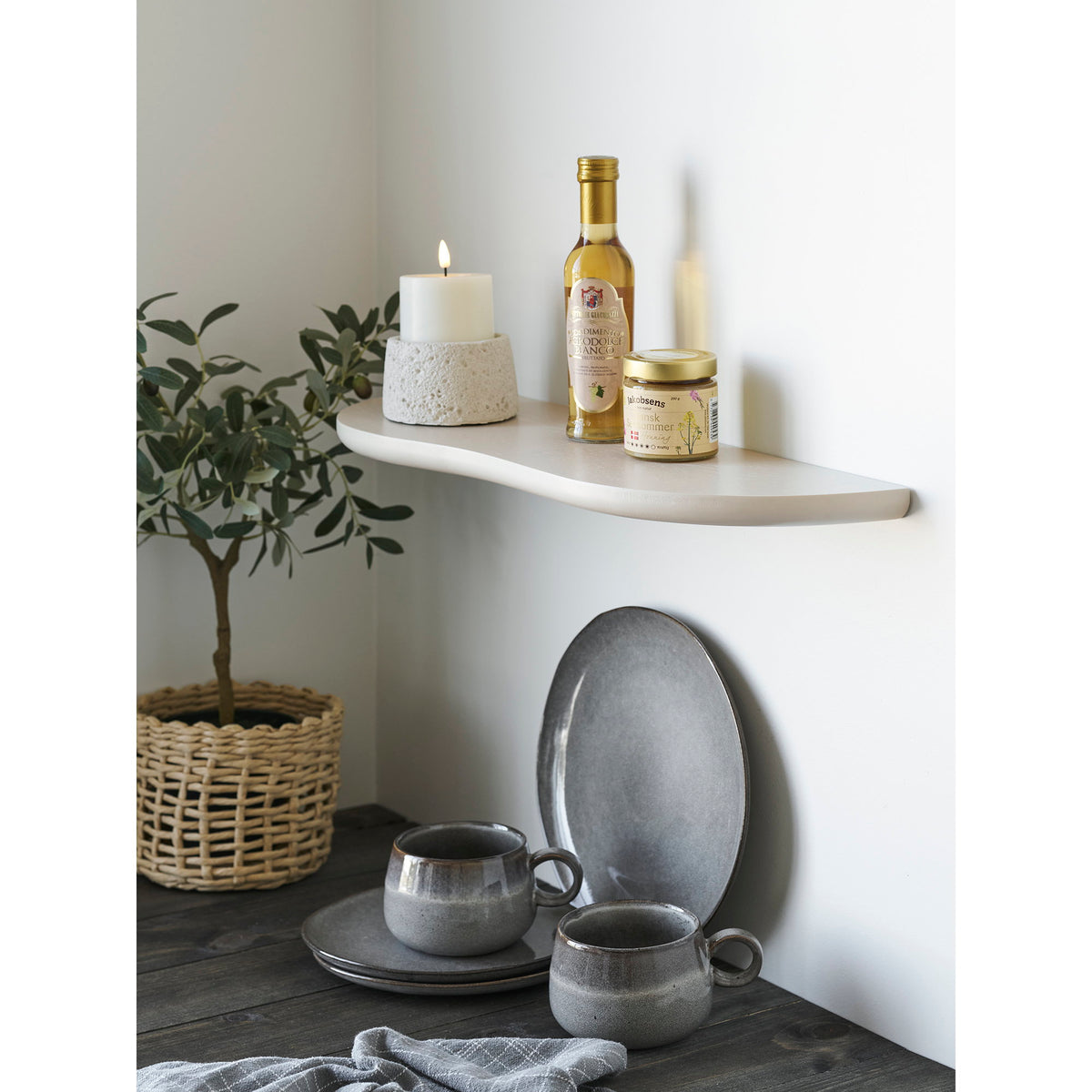 House Nordic, Botta Vägghylla Beige 57 cm