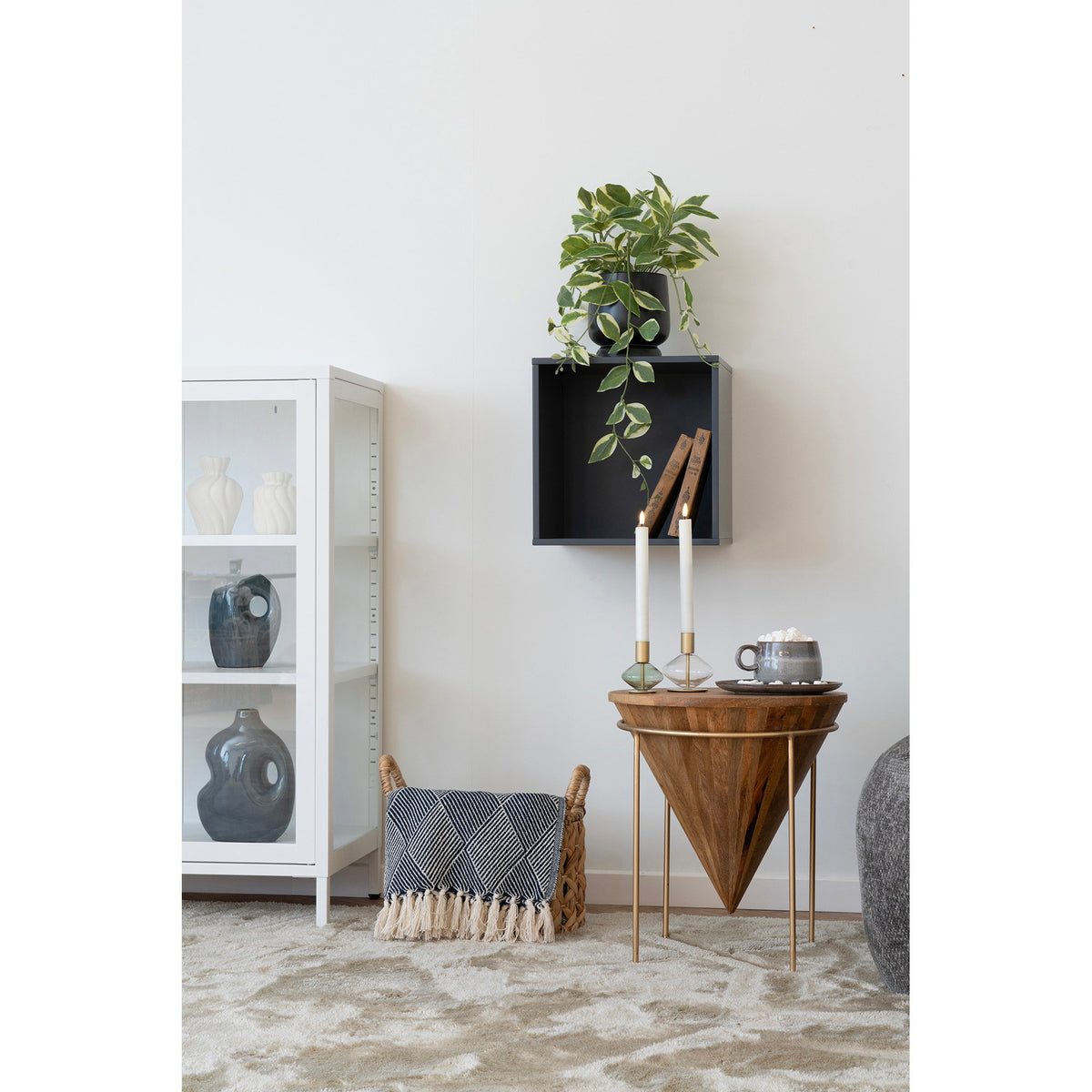 House Nordic, Horne Vägghylla Mörkgrå 34 cm