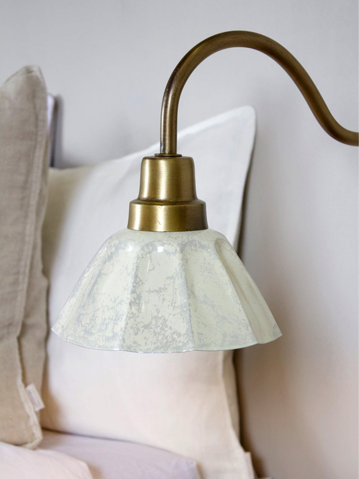Ester vägglampa Offwhite 34cm