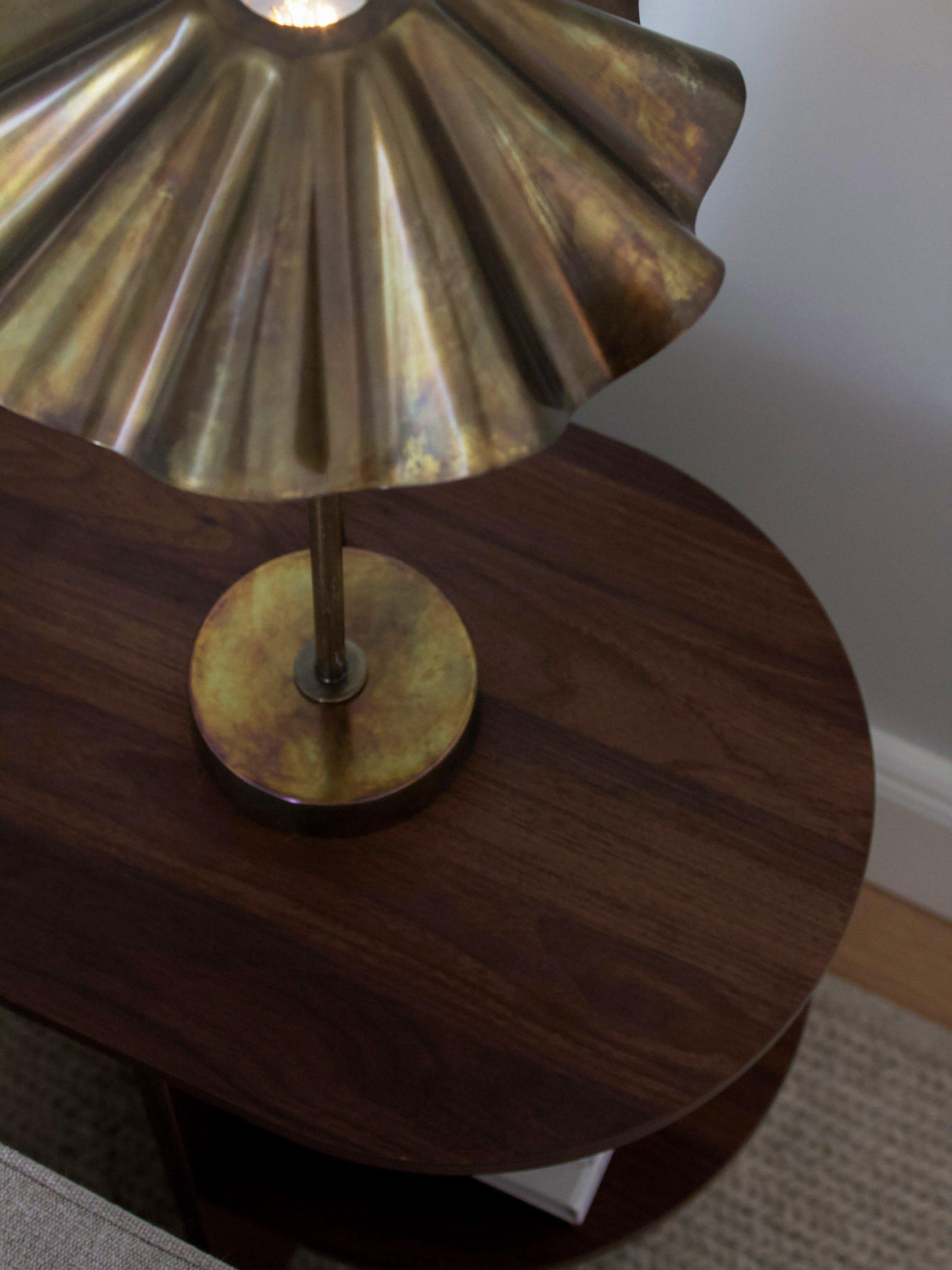 Aira Bordslampa Oil brass 46cm