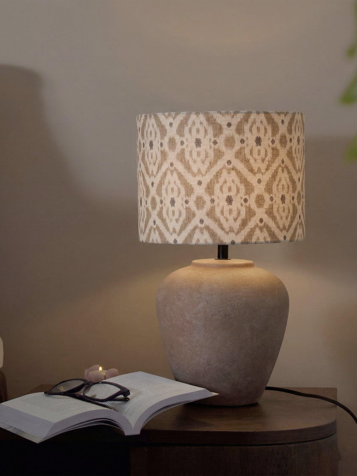 Lilly Bordslampa Beige 44cm