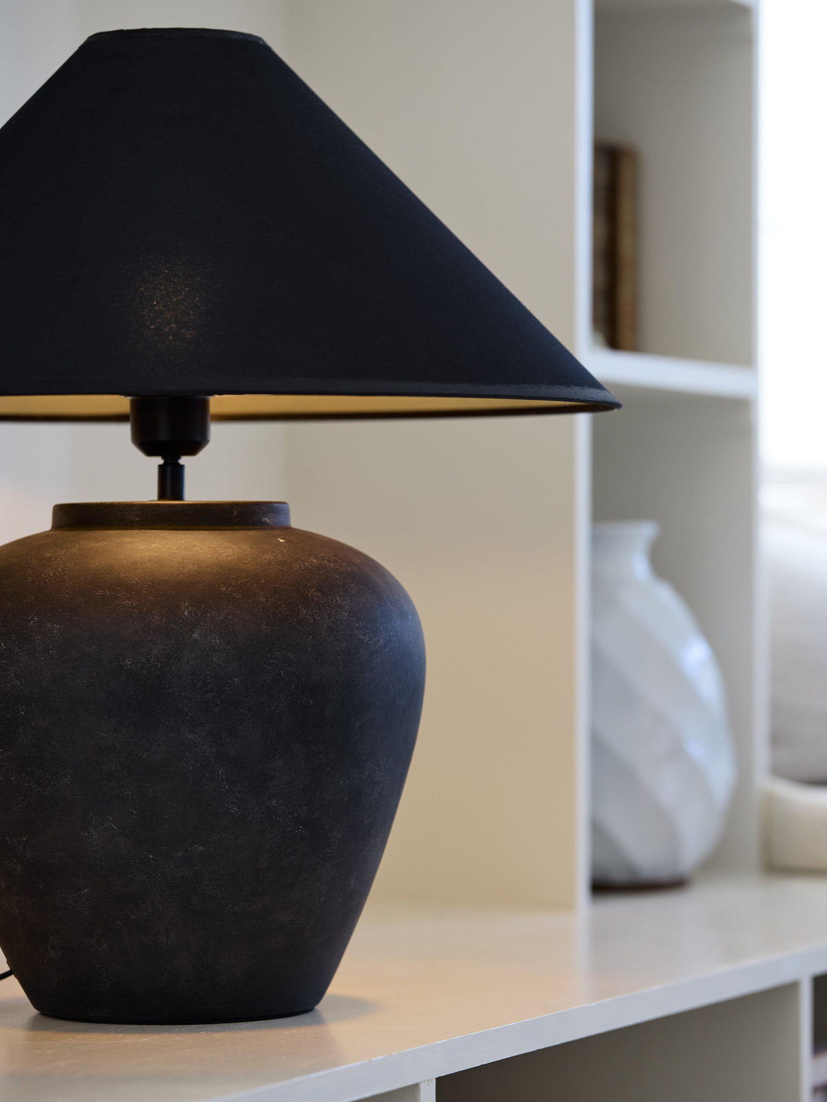 Lilly Lampfot – Antracit 37 cm