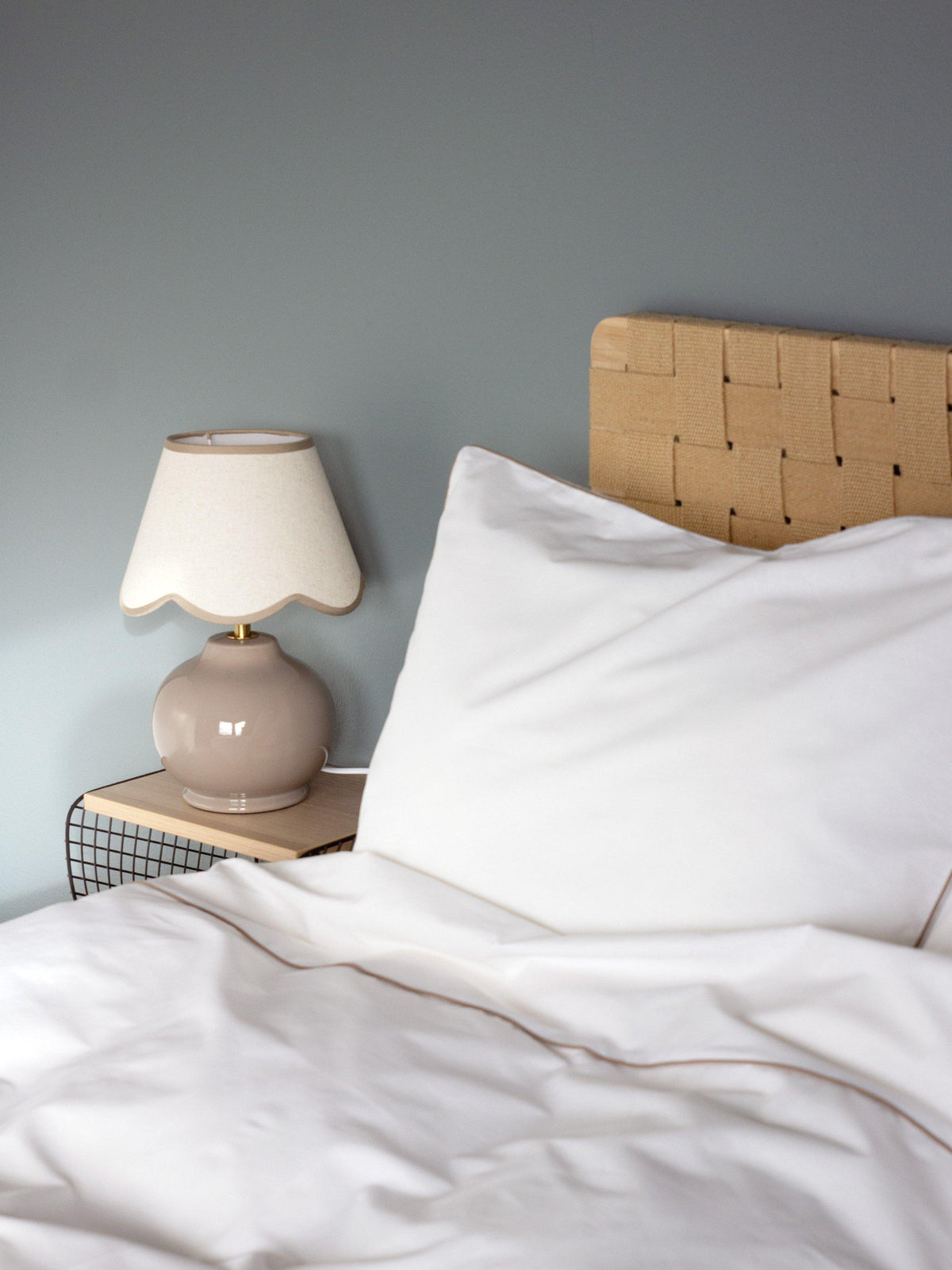 Nell Bordslampa – Nougat, 34 cm