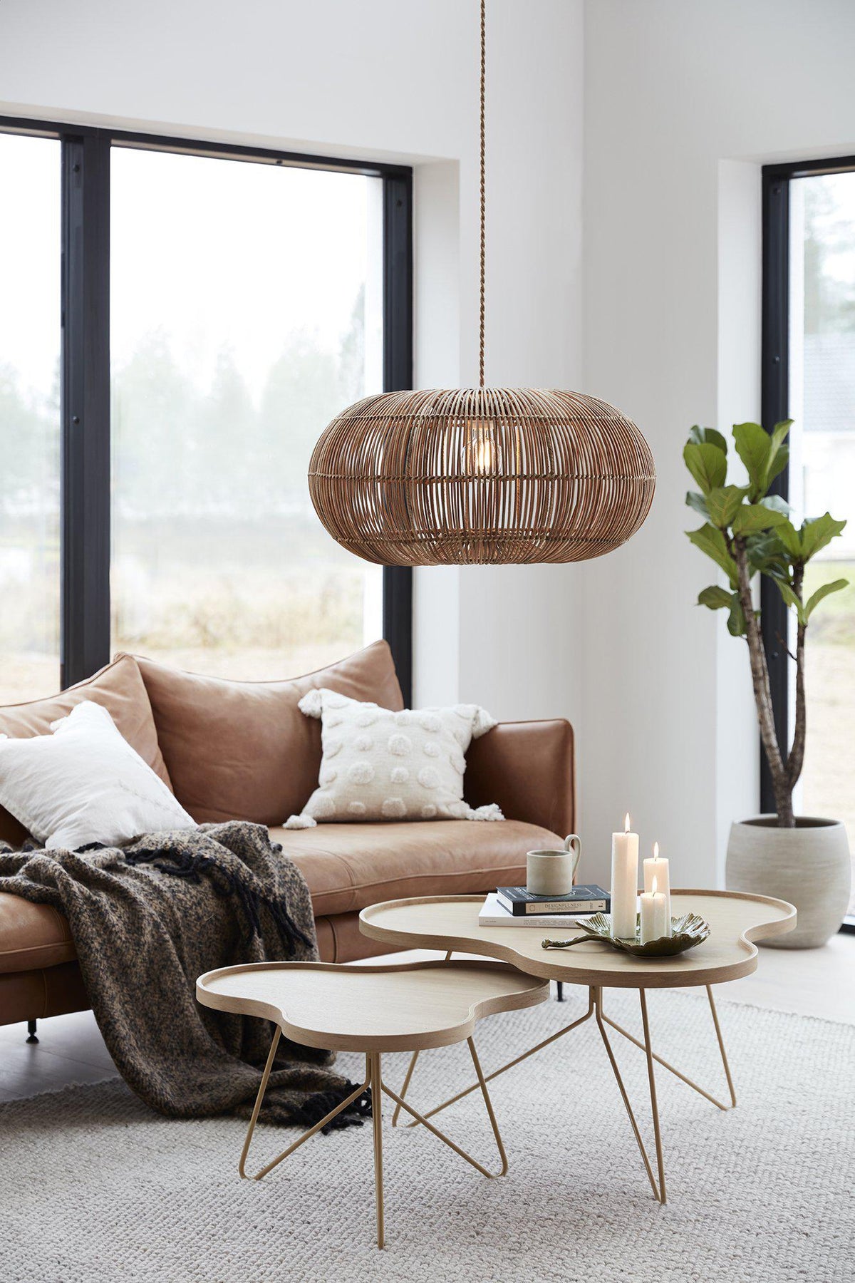 Zuri Taklampa – Natur 61 cm