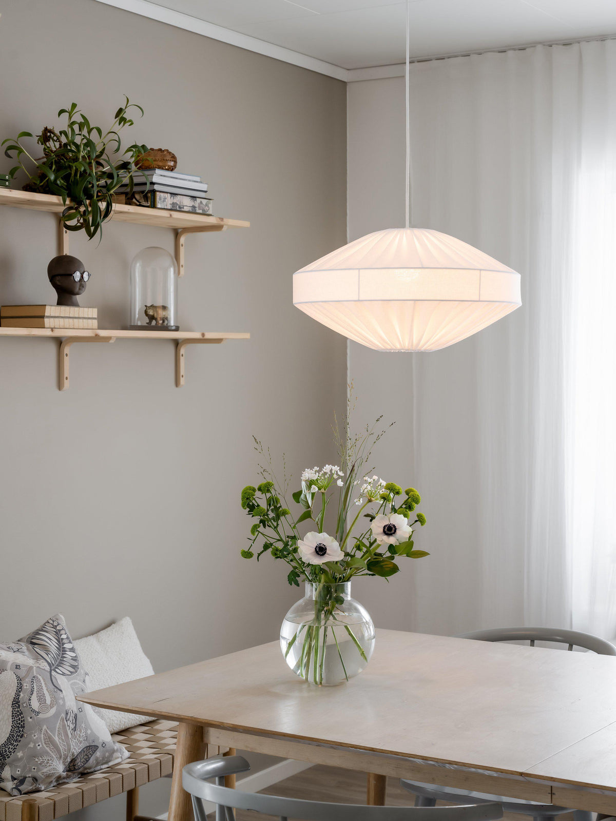 Edith Taklampa – Franza vit 50 cm