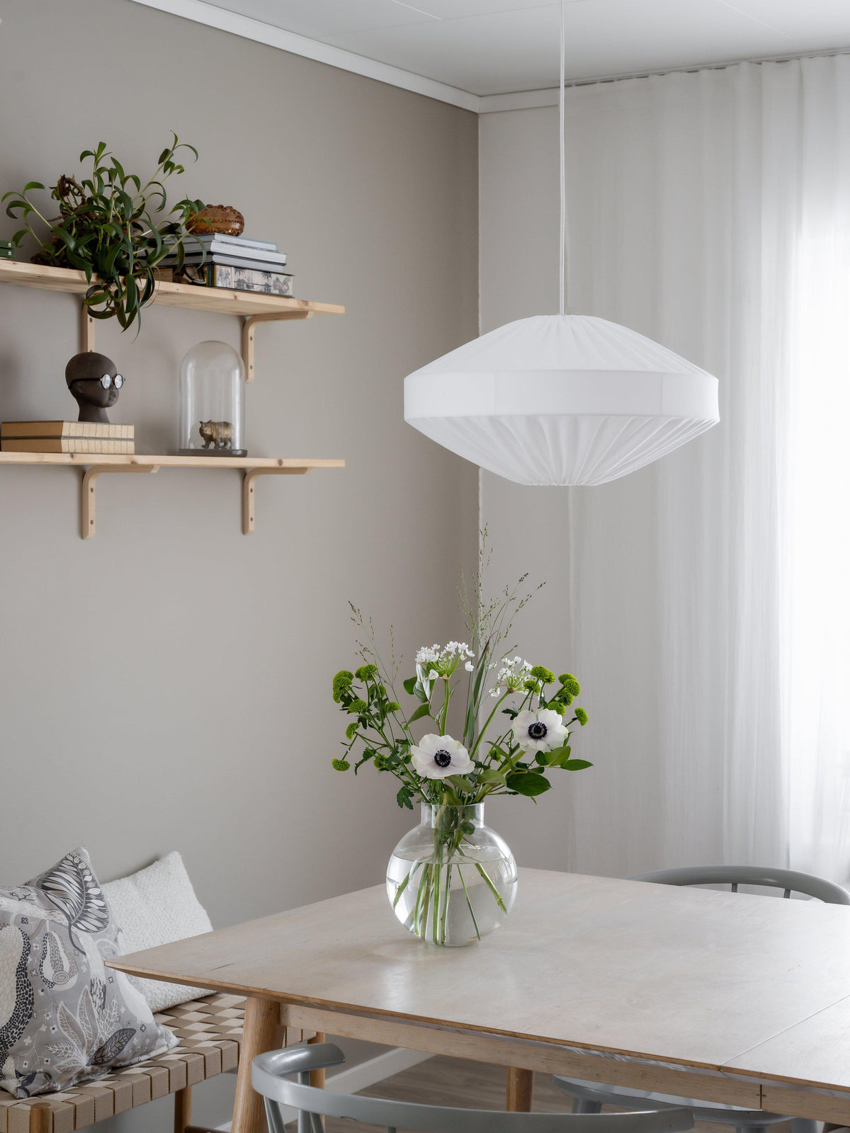 Edith Taklampa – Franza vit 50 cm