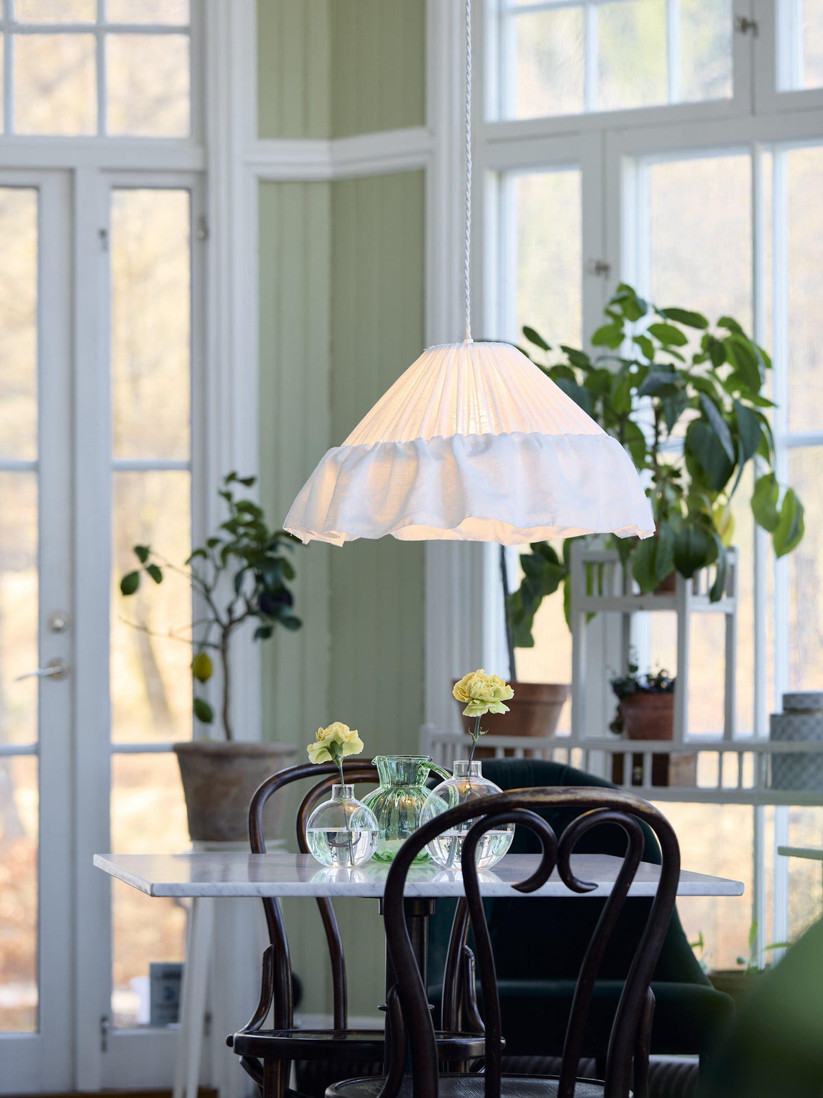 Stina Taklampa – Classico vit 40 cm