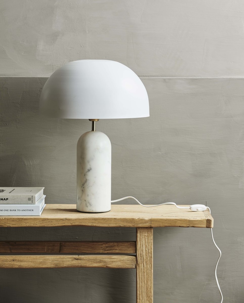 Nordal, ATLAS bordslampa med marmorfot – vit