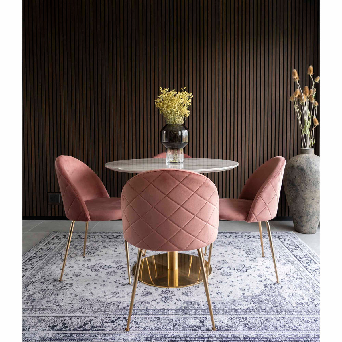House Nordic, Geneve Matstol Sammet Rosa med Mässingsfärgade Ben – set om 2