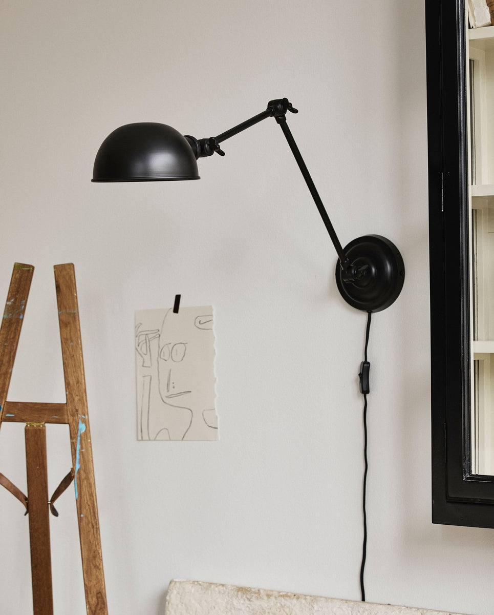 Nordal, AURA vägglampa – svart