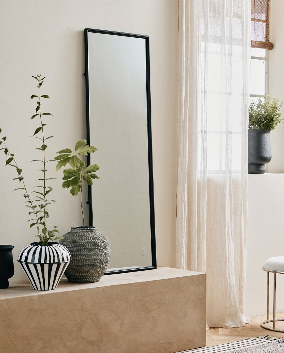 Nordal, DOWNTOWN spegel 150×51 cm, L – svart