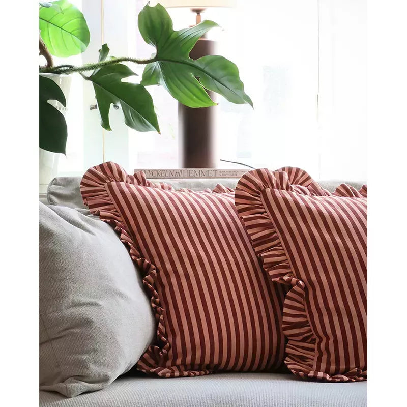 Tuva Kudde Vinröd 45x45cm