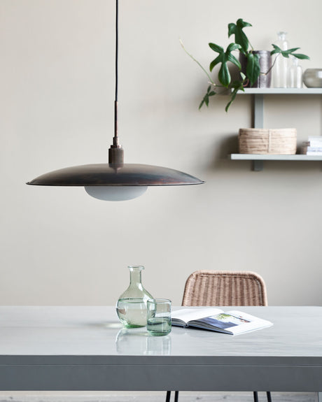 Lampa, HDBoston, Antik brun