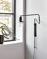 Vägglampa, HDSwing, Svart