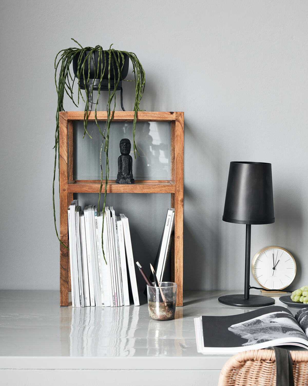 Sidobord, HDMontre, Antik brun