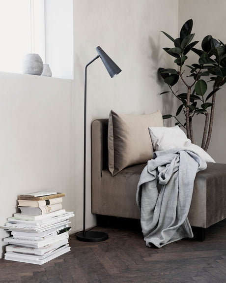 Golvlampa, HDPrecise, Mattsvart