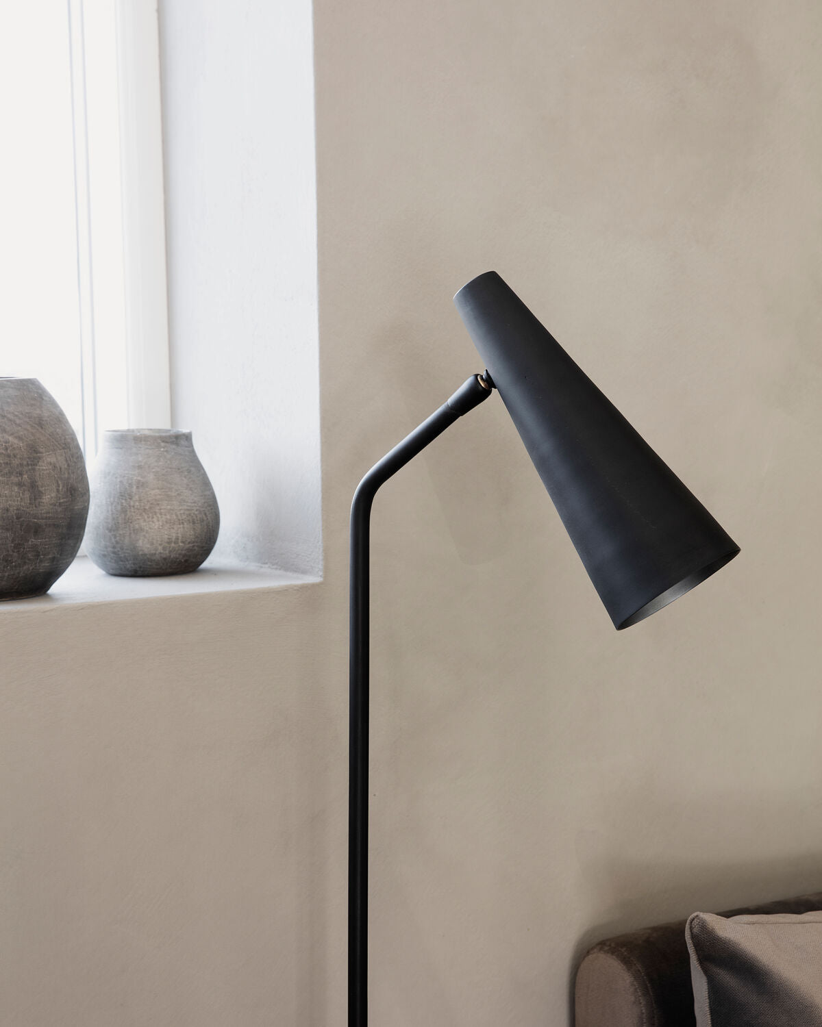 Golvlampa, HDPrecise, Mattsvart