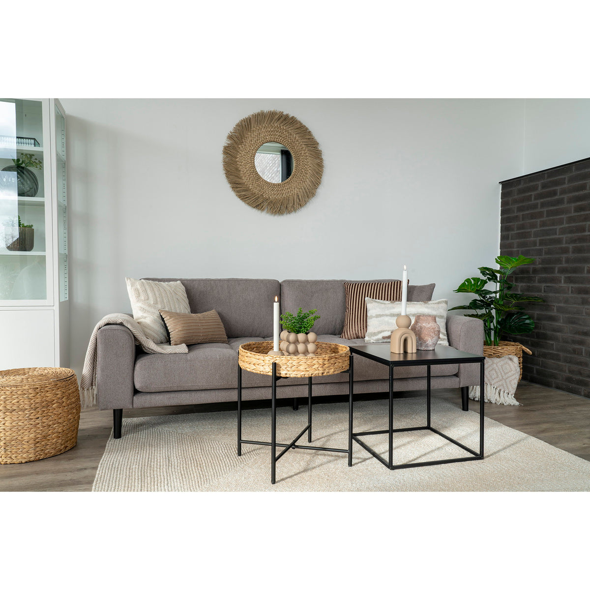 House Nordic, Naro Sidobord Vattenhyacint / Metall Svart / Natur Ø50 cm