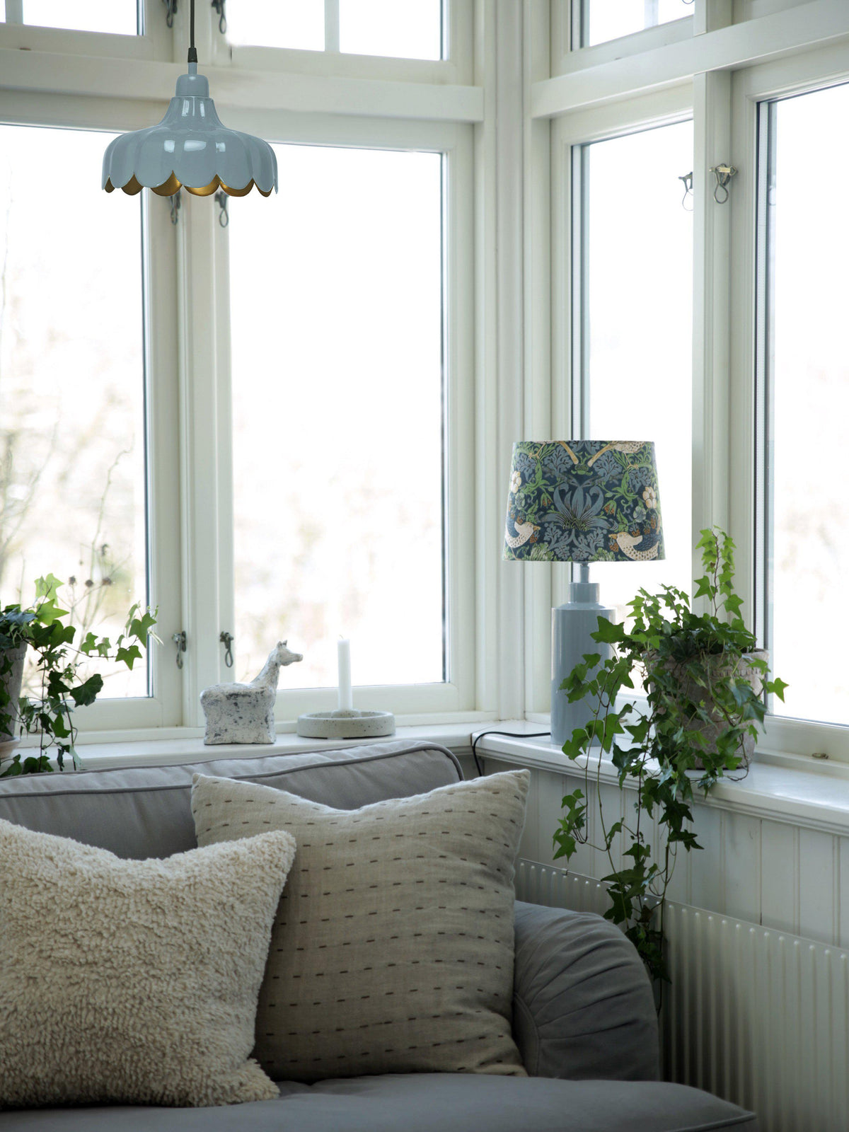 Wells Tak/fönsterlam – Denim/guld 24 cm