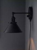Anton vägglampa Svart 18cm, dimbar