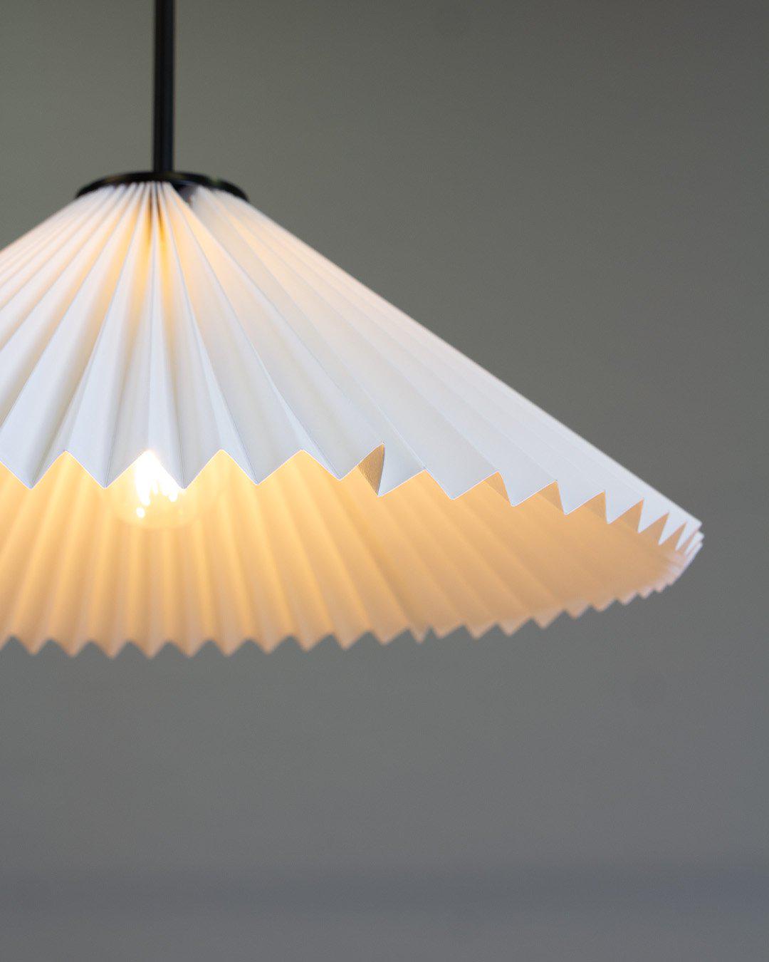 Polly Taklampa – Vit 45 cm
