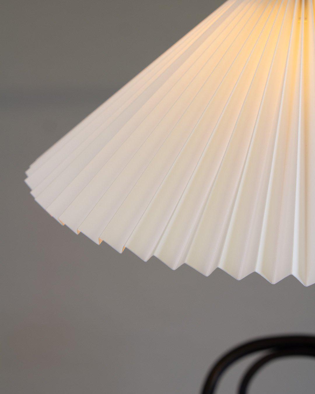 Polly Taklampa – Vit 45 cm