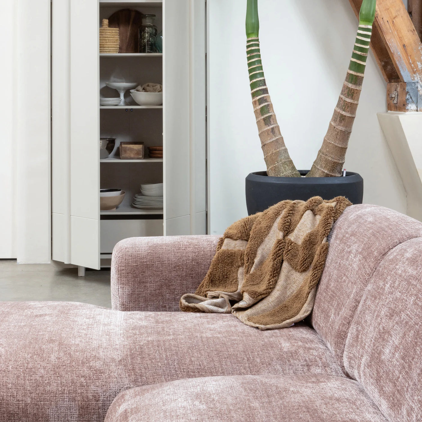 WOOOD, Cloud Soffa med Divan Höger – Chenille Taupe/Rosa [FSC]