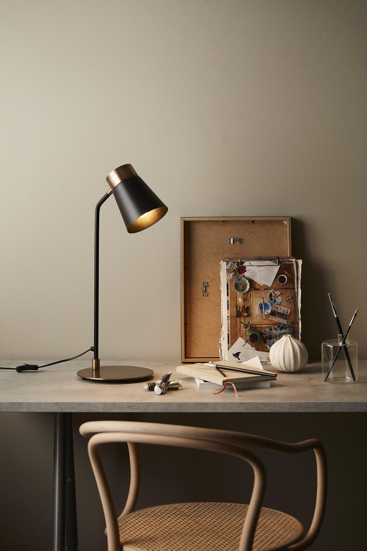 Luna Skrivbordslampa – Svart 60 cm