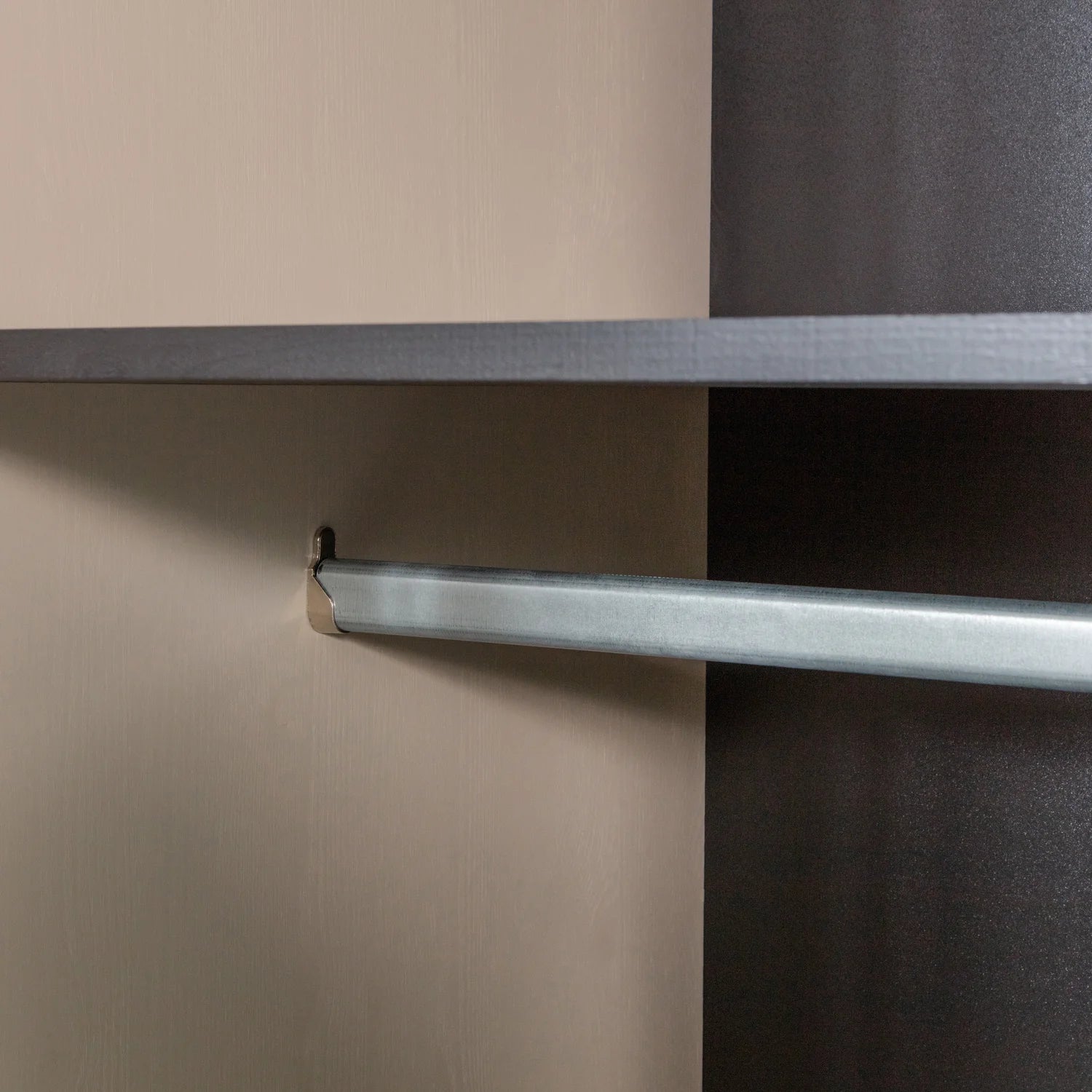 Vtwonen, Daglig garderob 200 × 50 cm – furu, dakargrau