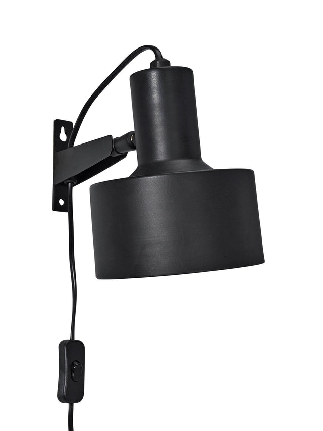 Solo Vägglampa – Matt svart 23 cm
