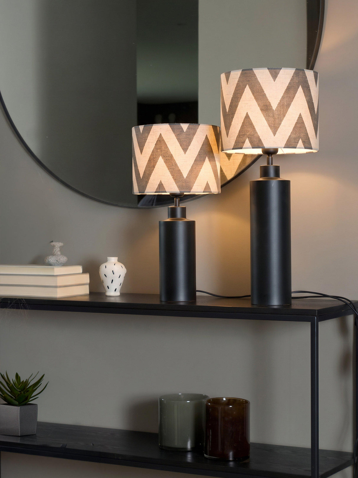 Solo Bordslampa Matt svart 45cm
