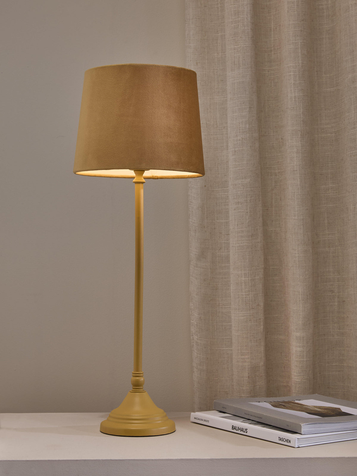Tove Bordslampa – Estelle gul 56 cm