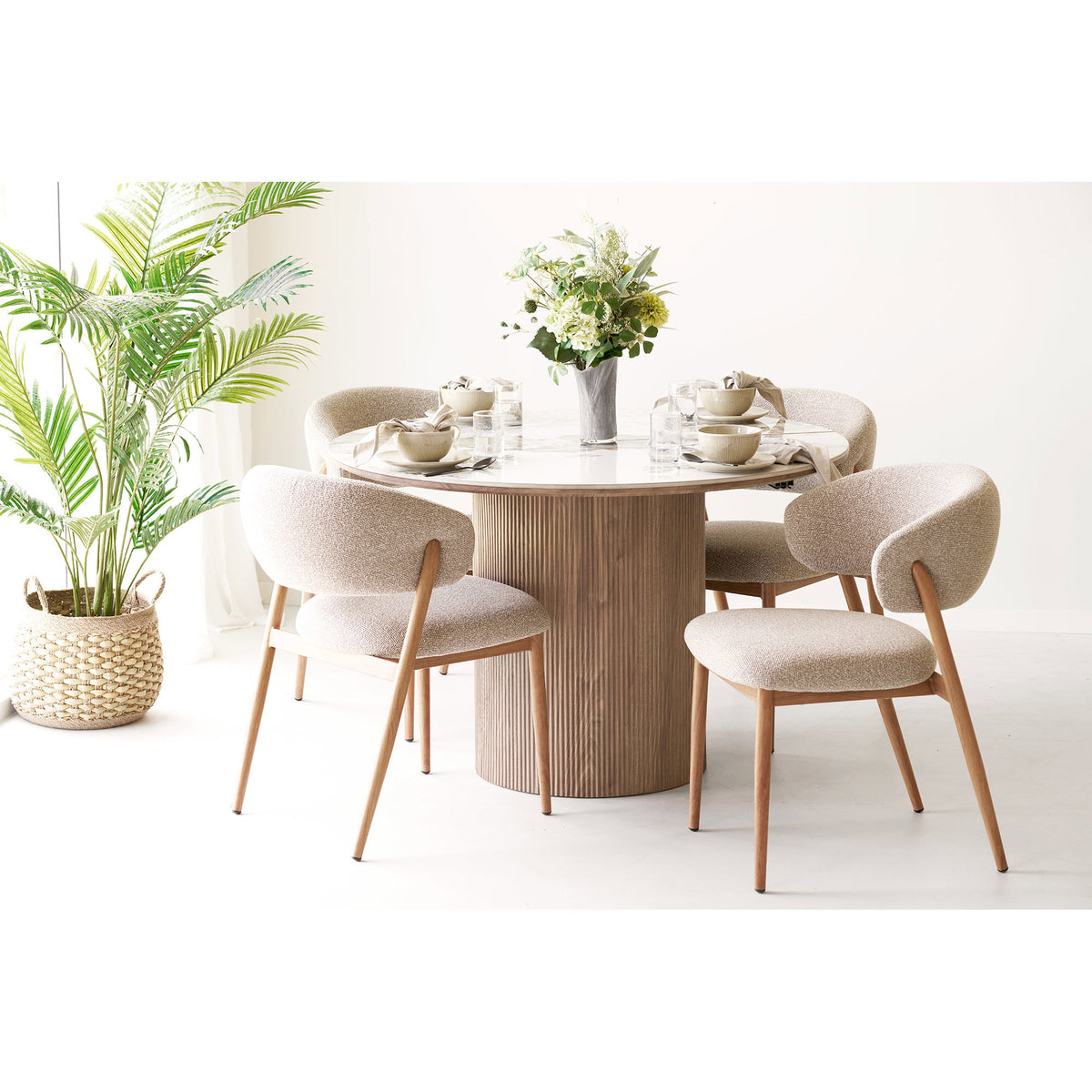 House Nordic, Matgrupp Athens & Cavi med 4 Stolar Sand / Natur / Vit 120 cm