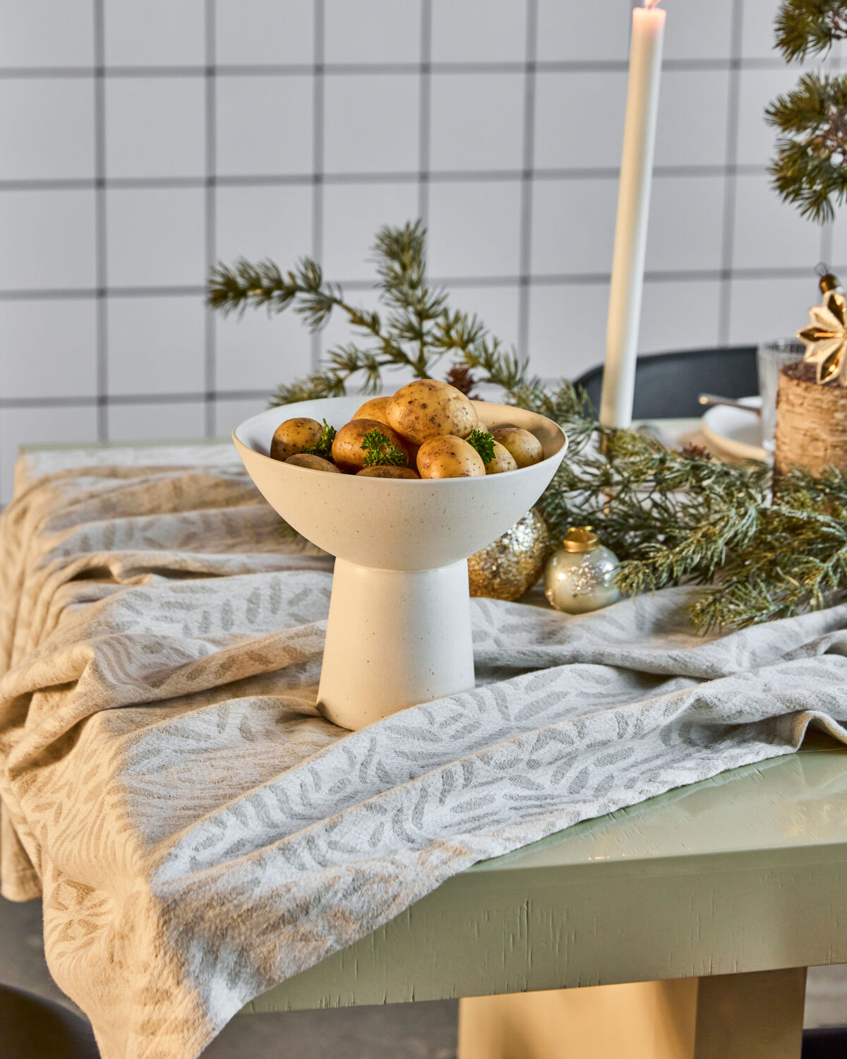 Ställ, HDServe, Off-White