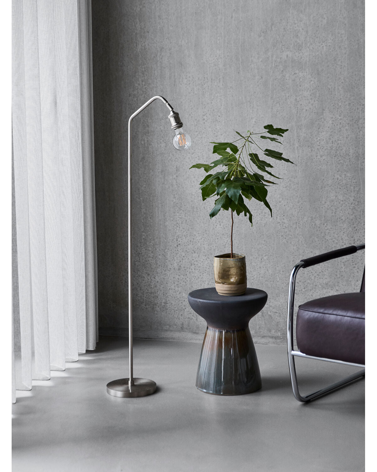 Golvlampa, HDStand, Borstat silverfärg