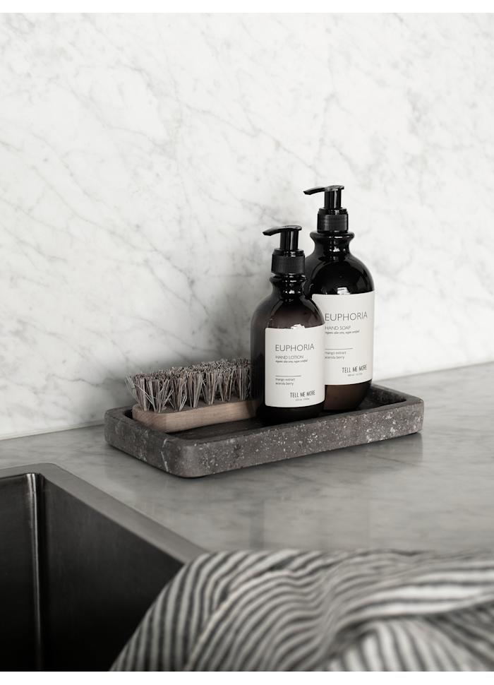 Travertine bricka