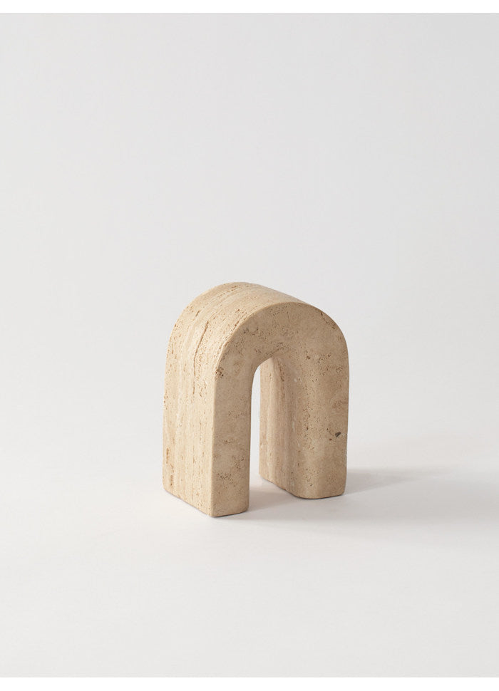 Travertine bokstöd