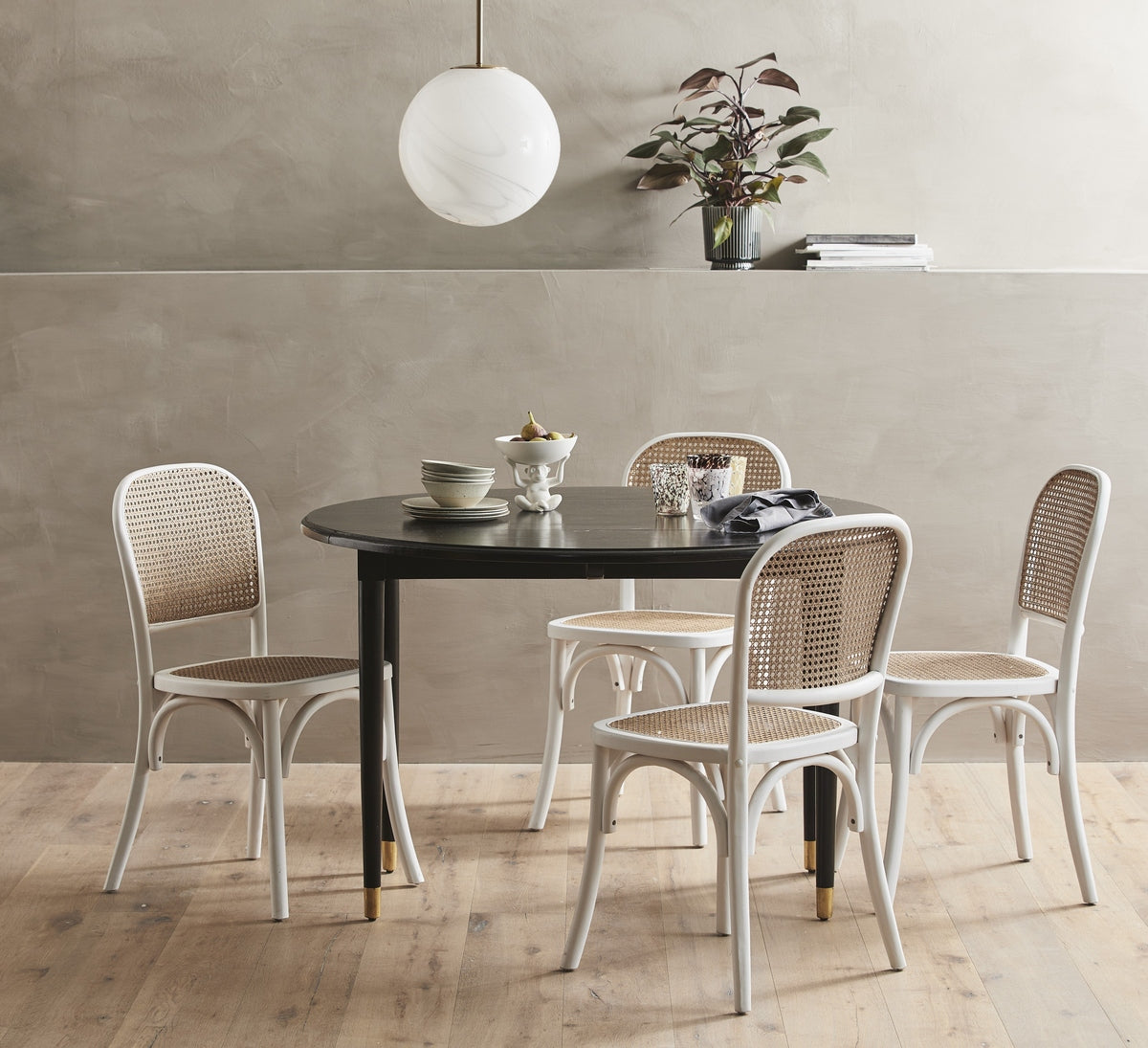 Nordal, AHR matbord, runt, fällbart – svart