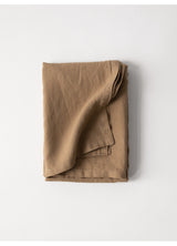 Bordsduk linne hazelnut, 145x145 cm